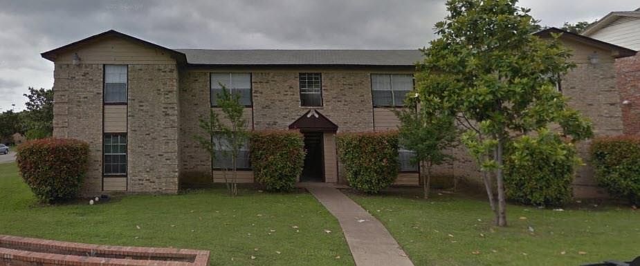 1st image of 8009 Cambridge Cir