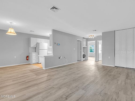 2nd image of 534 Dartmoor Court #D