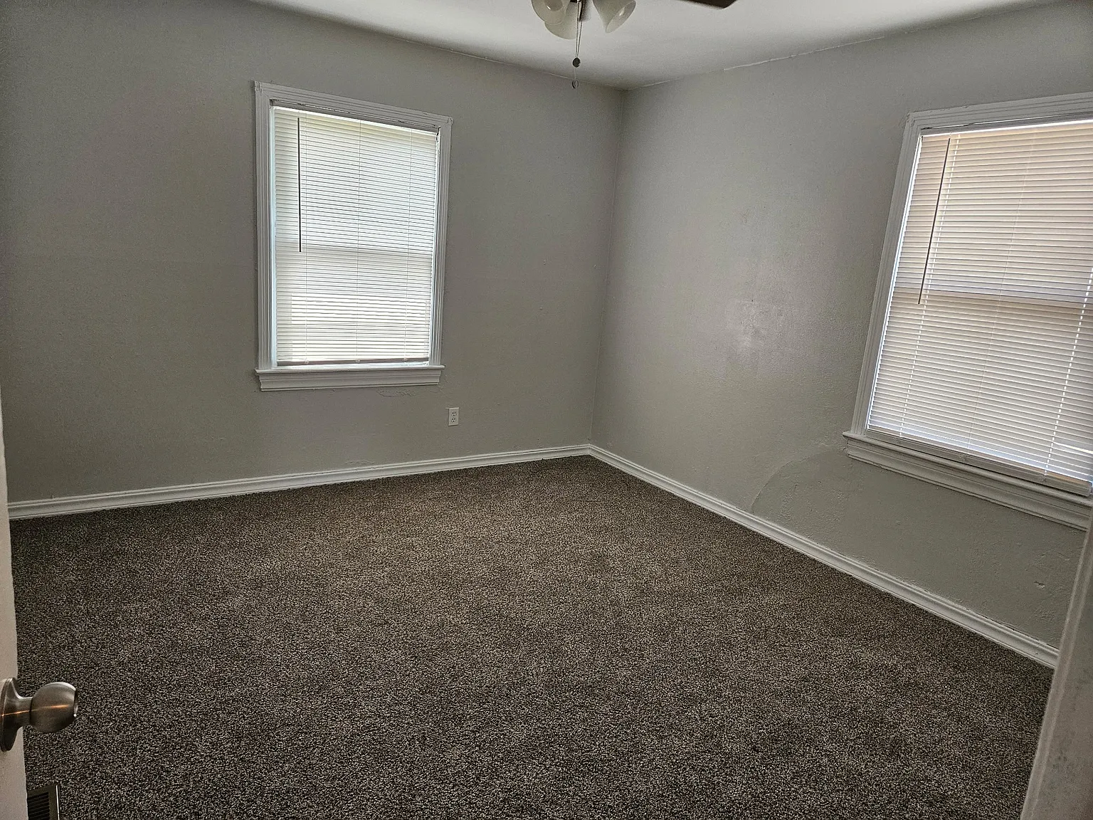 2 bed, 796 sqft, $1,025 — Photo 4
