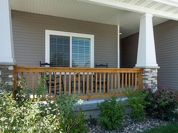 2nd image of 4804 NE Briarwood Dr