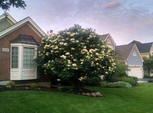 830 High Ridge Dr, West Chicago, IL 60185