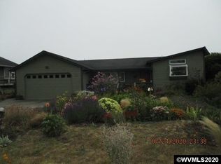 1913 NW Cockleshell St, Waldport, OR 97394