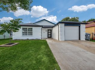 4467 Lizzy Dr, Dallas, TX 75211