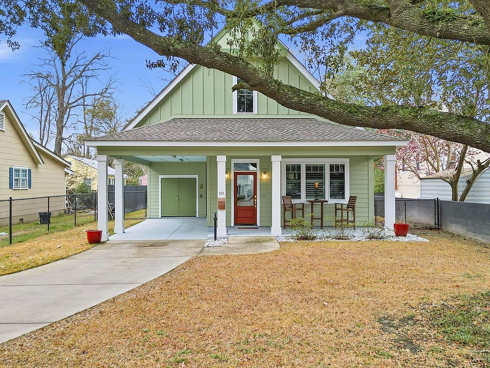 1st image of 1109 Duke St.