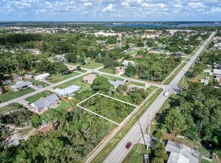 3208 Thunderbird Rd, Sebring, FL 33872