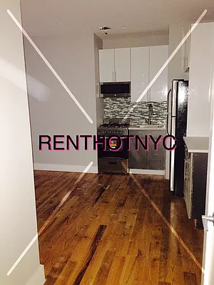 Rented by Weissman Realty | media 10