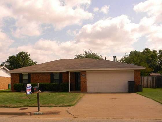 1st image of 5207 Wildwood Dr