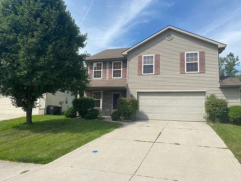 8027 Rocky Glen Pl — Photo 1