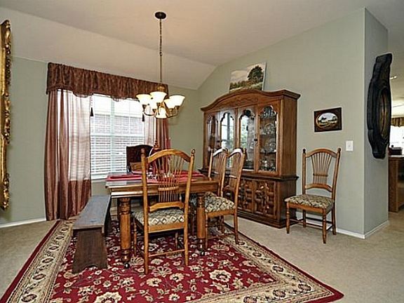 4th image of 1338 Ginseng Ln