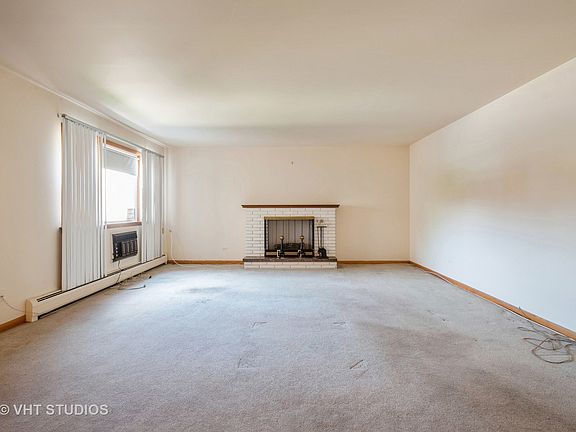 4th image of 4907 N Central Ave #13