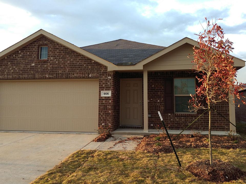 1st image of 906 Wild Flower St