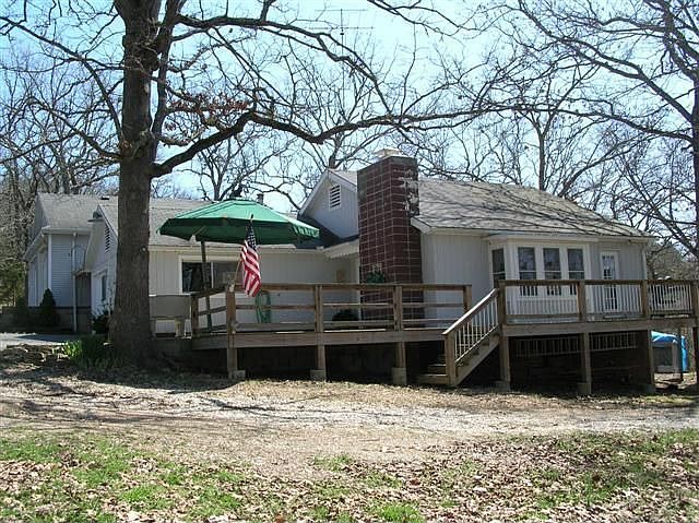 2nd image of 81 Shady Cove Ln