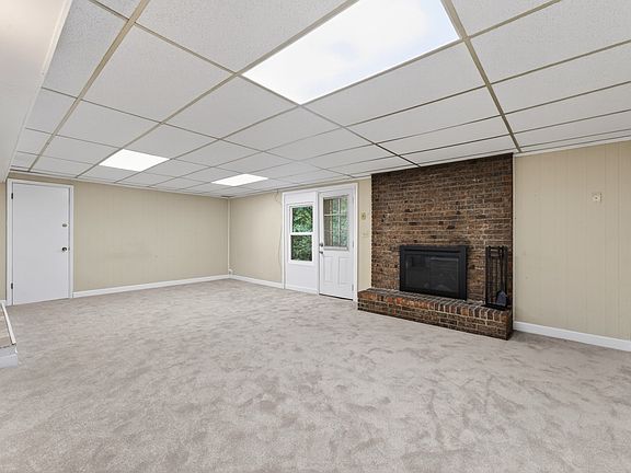 3rd image of 117 Morgan Ct