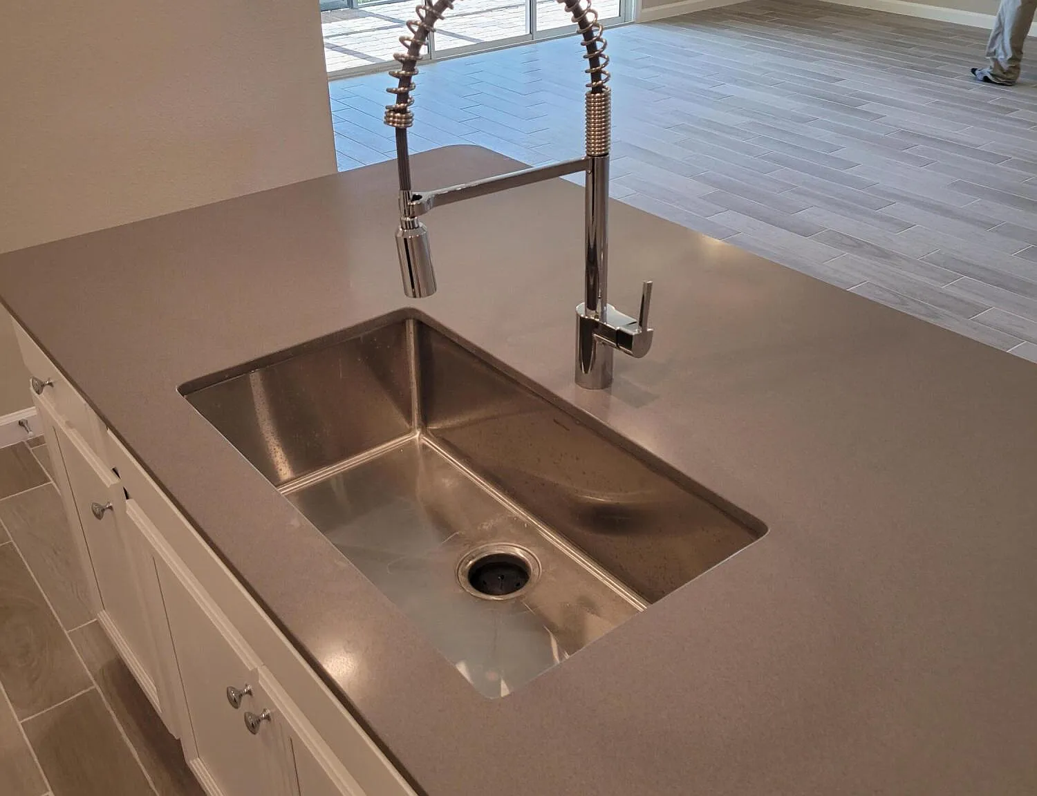 4 bed, 3.0 bath, 2027 sqft, $2,750 — Photo 4