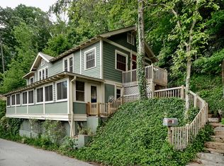 1 Skyview Pl, Asheville, NC 28804