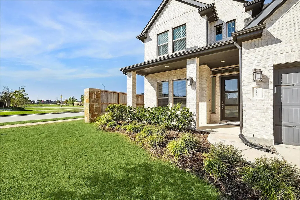 Building Photo - 29634 Sterling Knoll Dr