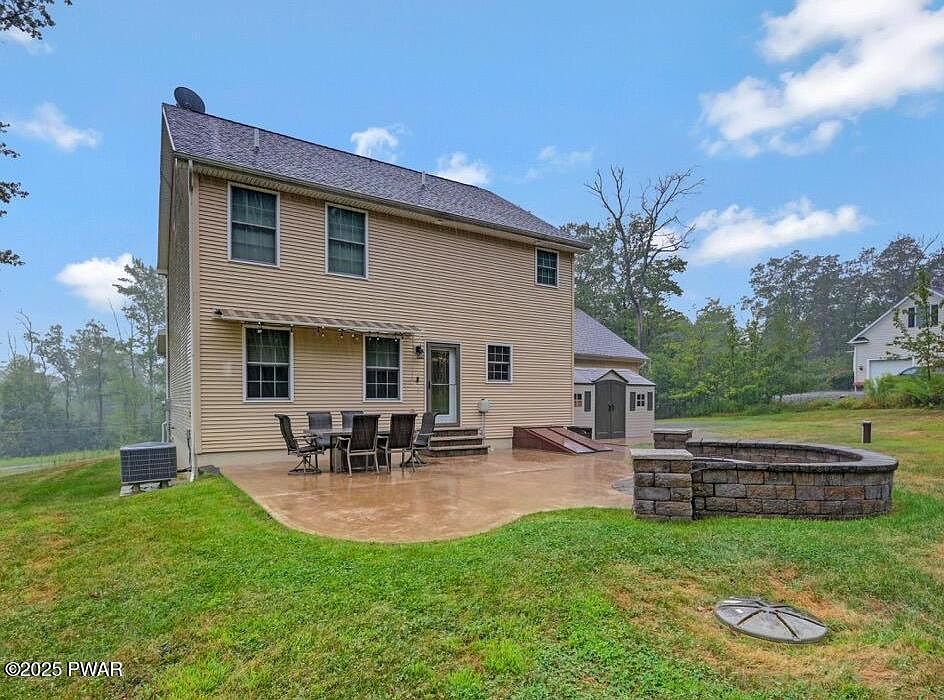 2nd image of 2072 Moosic Lake Rd