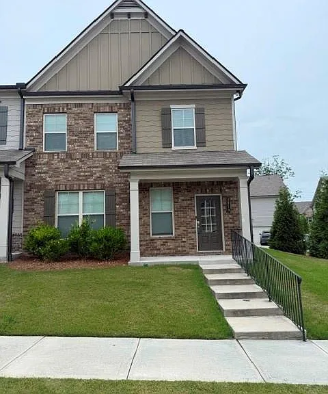 2919 Weyhill Trl — Photo 1
