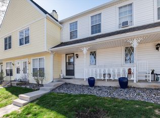 8972 W Dartmouth Pl, Lakewood, CO 80227