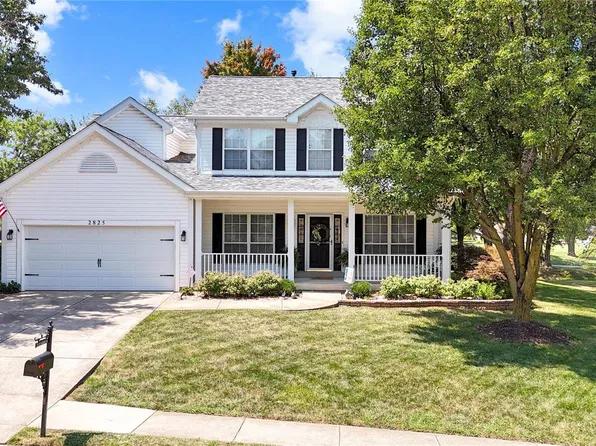 2825 Fairway Dr, Belleville, IL 62220