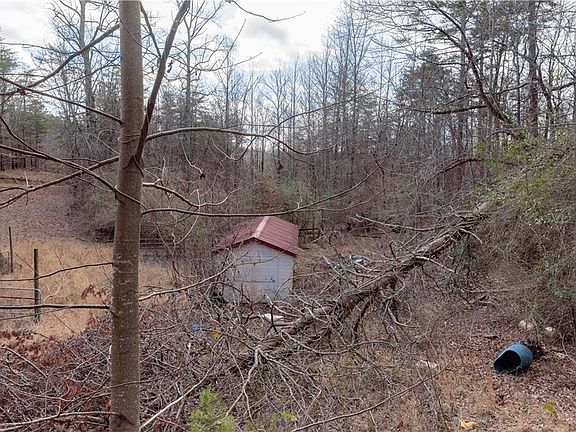 5th image of 1475 Paradise Park Rd