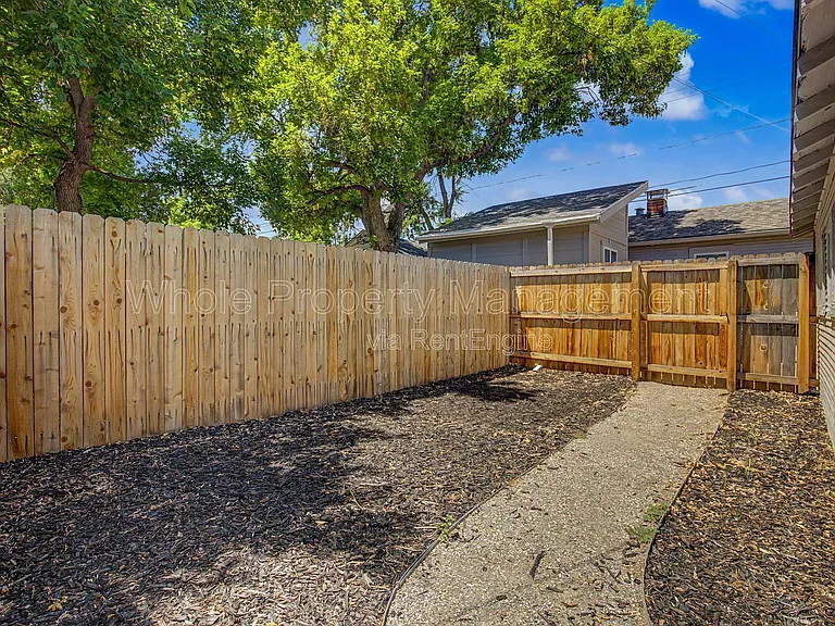 4205 S Lincoln St #A — Photo 17