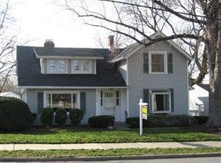 2930 Wooster Rd, Rocky River, OH 44116