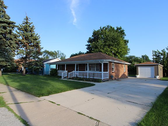 2nd image of 6019 W 87th St