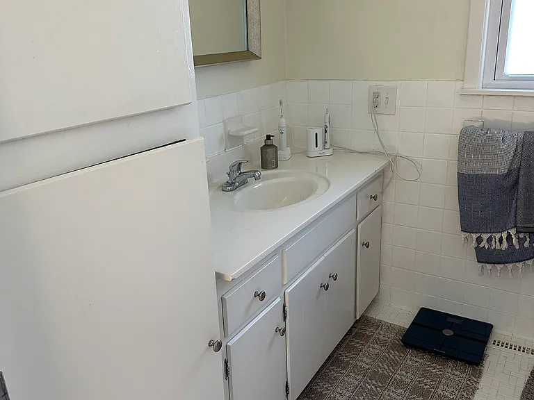 4315 Chowen Ave S #1 — Photo 19