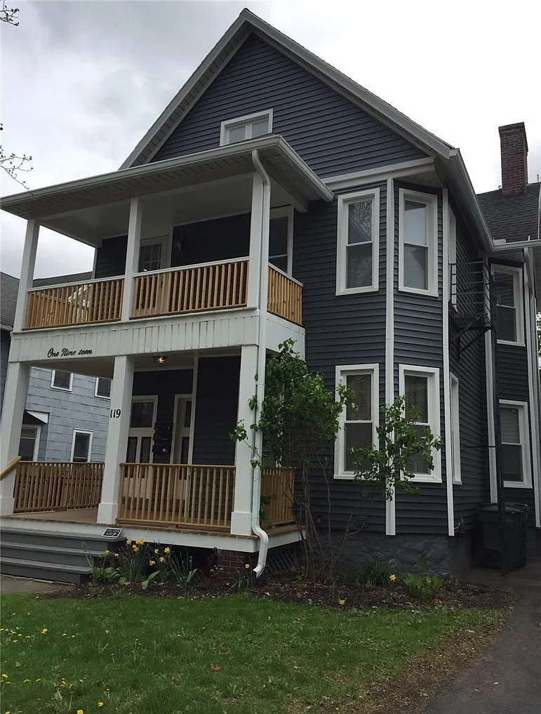 2 bed, 1.0 bath, 850 sqft, $1,400 — Photo 1