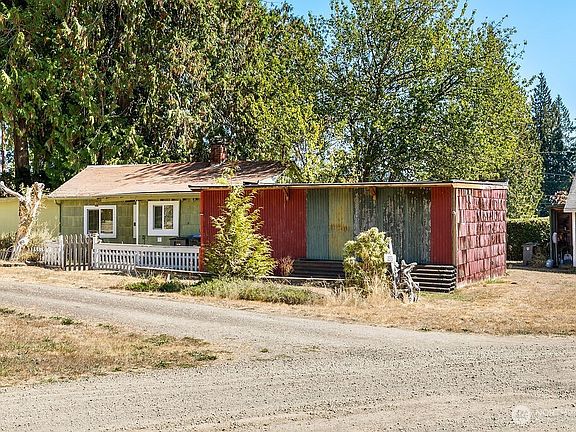 3rd image of 20375 NW Cedar Lane