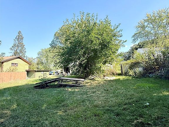 3rd image of 3634 SW 4th St