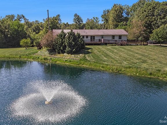 4th image of 8319 Huron River Dr