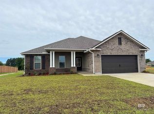 21081 Carlsberg Dr, Robertsdale, AL 36567