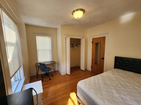 66 Brook St, Quincy, MA