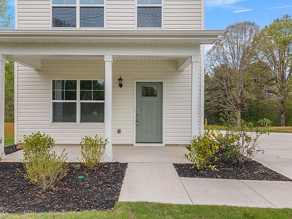 5th image of 311 Ponder Rd