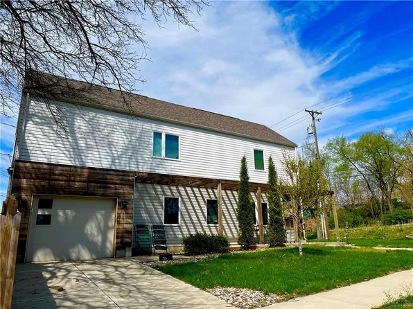 1225 E 45th St, Kansas City, MO 64110