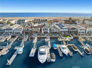 1212 E Balboa Blvd, Newport Beach, CA 92661