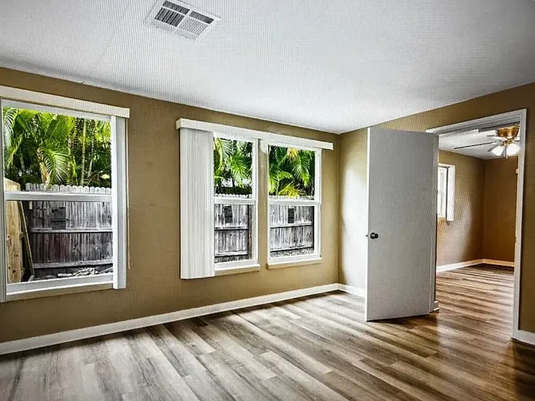 515 Cypress Rd — Photo 14