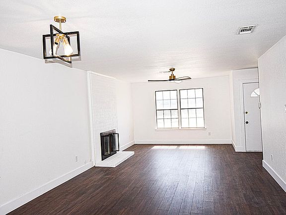 4th image of 5609 Hearthwood Ct