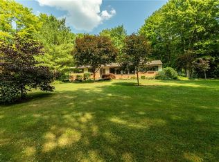 15045 Hill Dr, Novelty, OH 44072