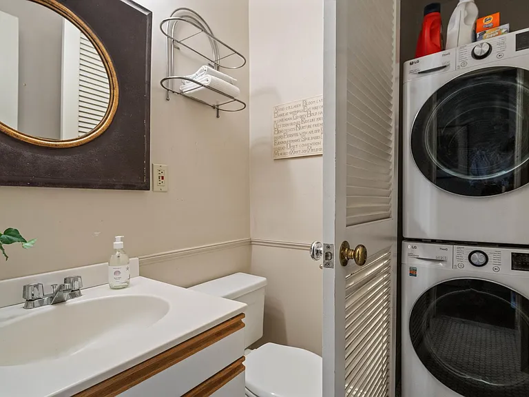 397 Gibbs Ave #1 — Photo 18
