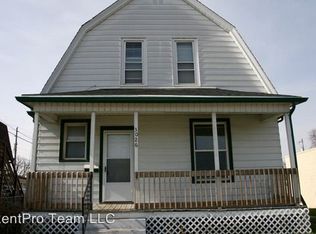 3026 Rockingham Rd, Davenport, IA 52802