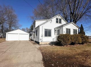 713 E Becker Rd, Marshfield, WI 54449