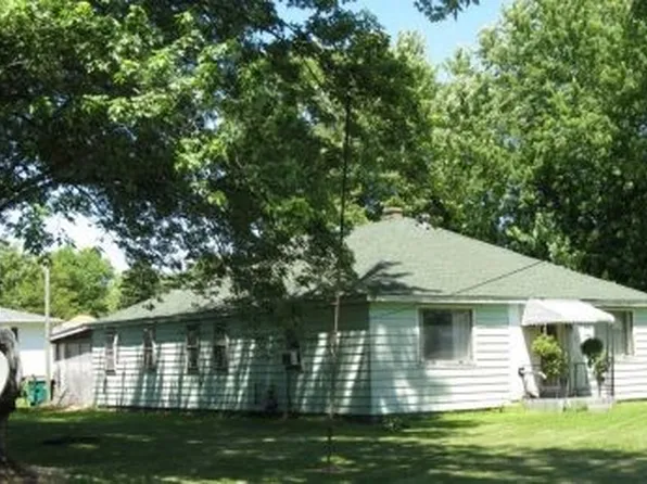 2531 Byrd Dr, North East, PA 16428