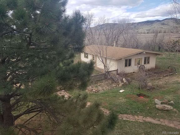 3rd image of 3800 Plateau Road