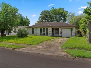 5606 Belarbor St, Houston, TX 77033