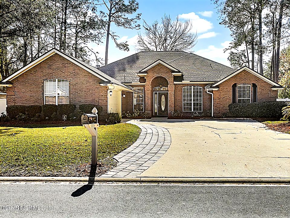 1st image of 1108 LAKE PARKE Drive