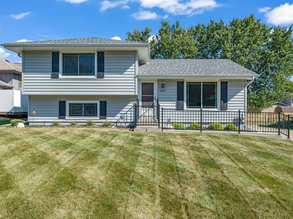 2307 Trails End SW, Altoona, IA 50009