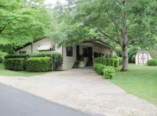 14 Old Well Rd, Franklin, NC 28734